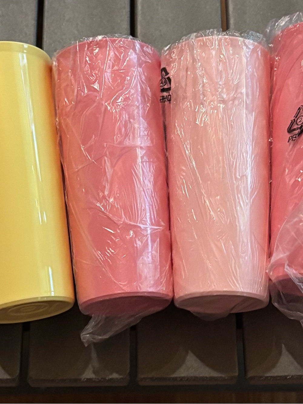 Set of 6 Tupperware New Plastic Tumblers